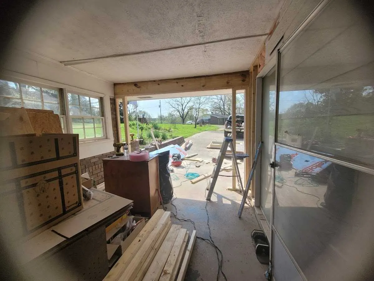 Air movers and dehumidifier for Water Mitigation Services in American Canyon